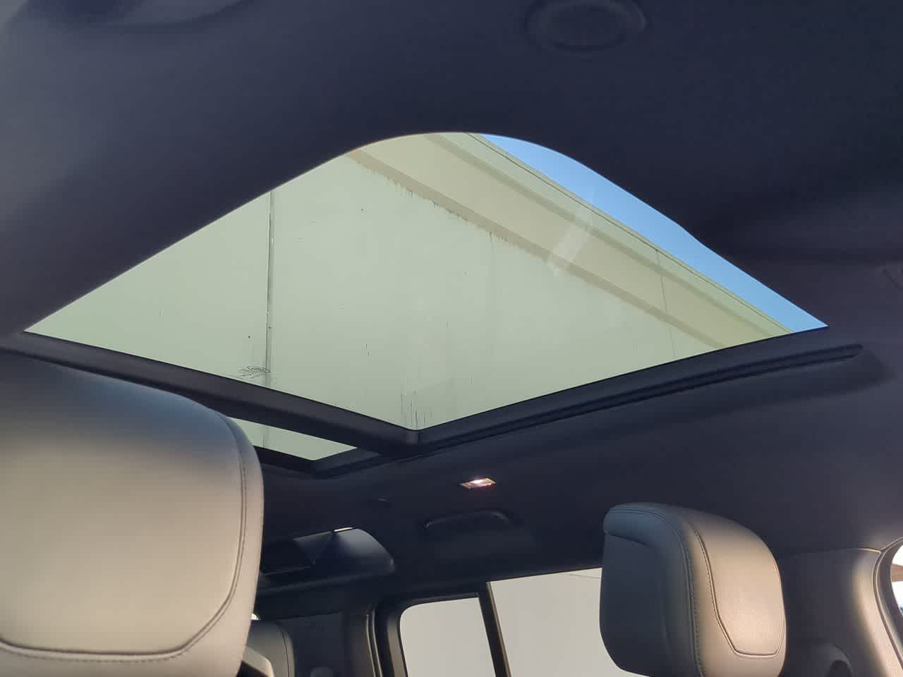 Thumbnail: 2024 Land Rover Defender - 19