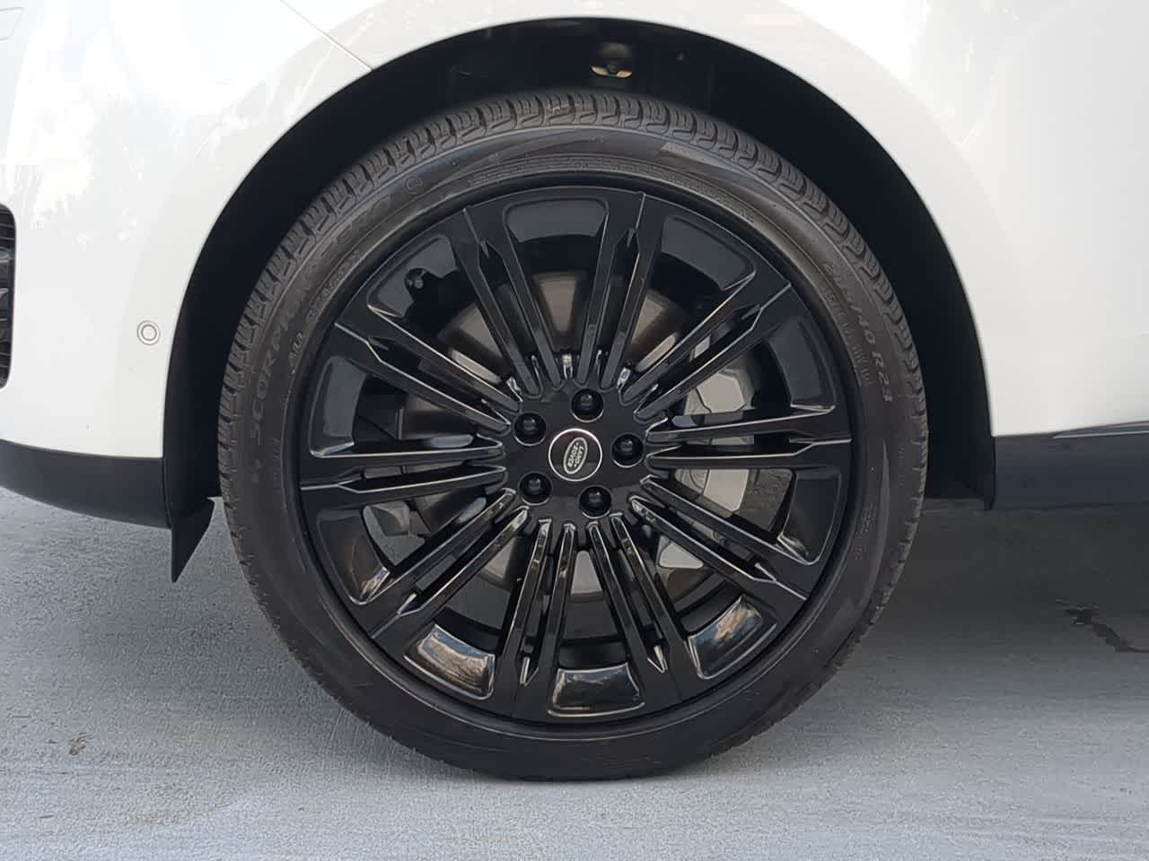 Thumbnail: 2024 Land Rover Range Rover - 21