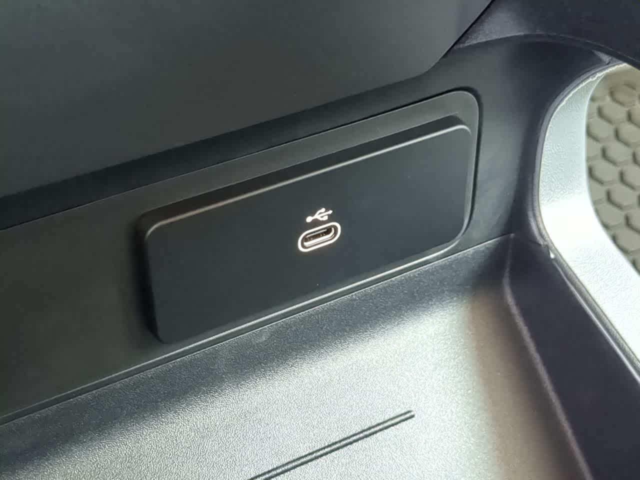 Thumbnail: 2026 Land Rover Defender - 33