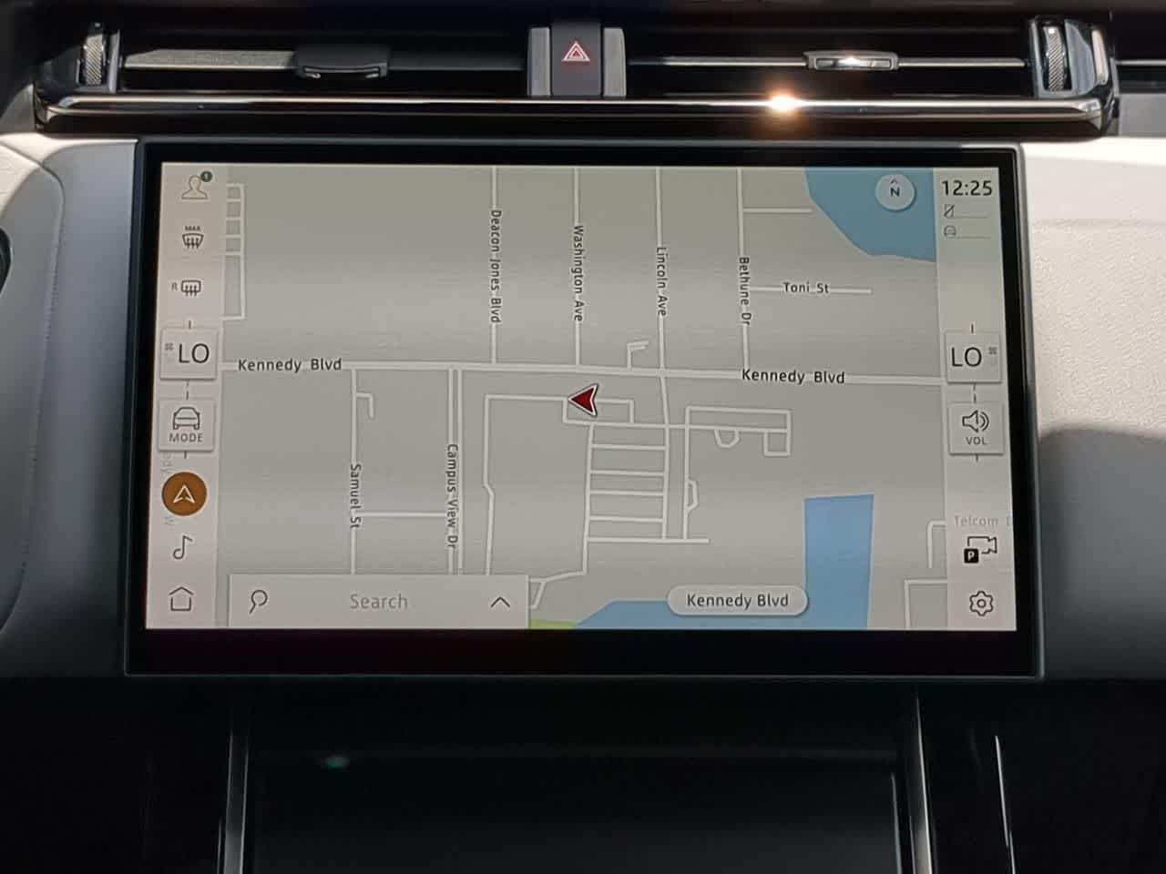 Thumbnail: 2026 Land Rover Range Rover Velar - 30