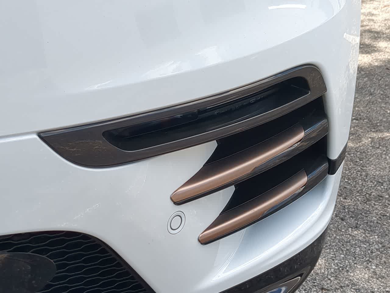 Thumbnail: 2026 Land Rover Range Rover Velar - 11