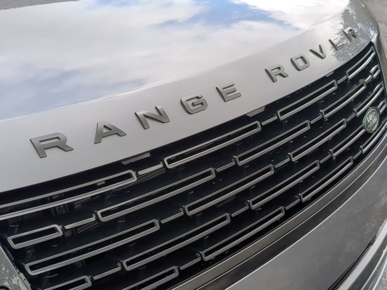 Thumbnail: 2025 Land Rover Range Rover - 13