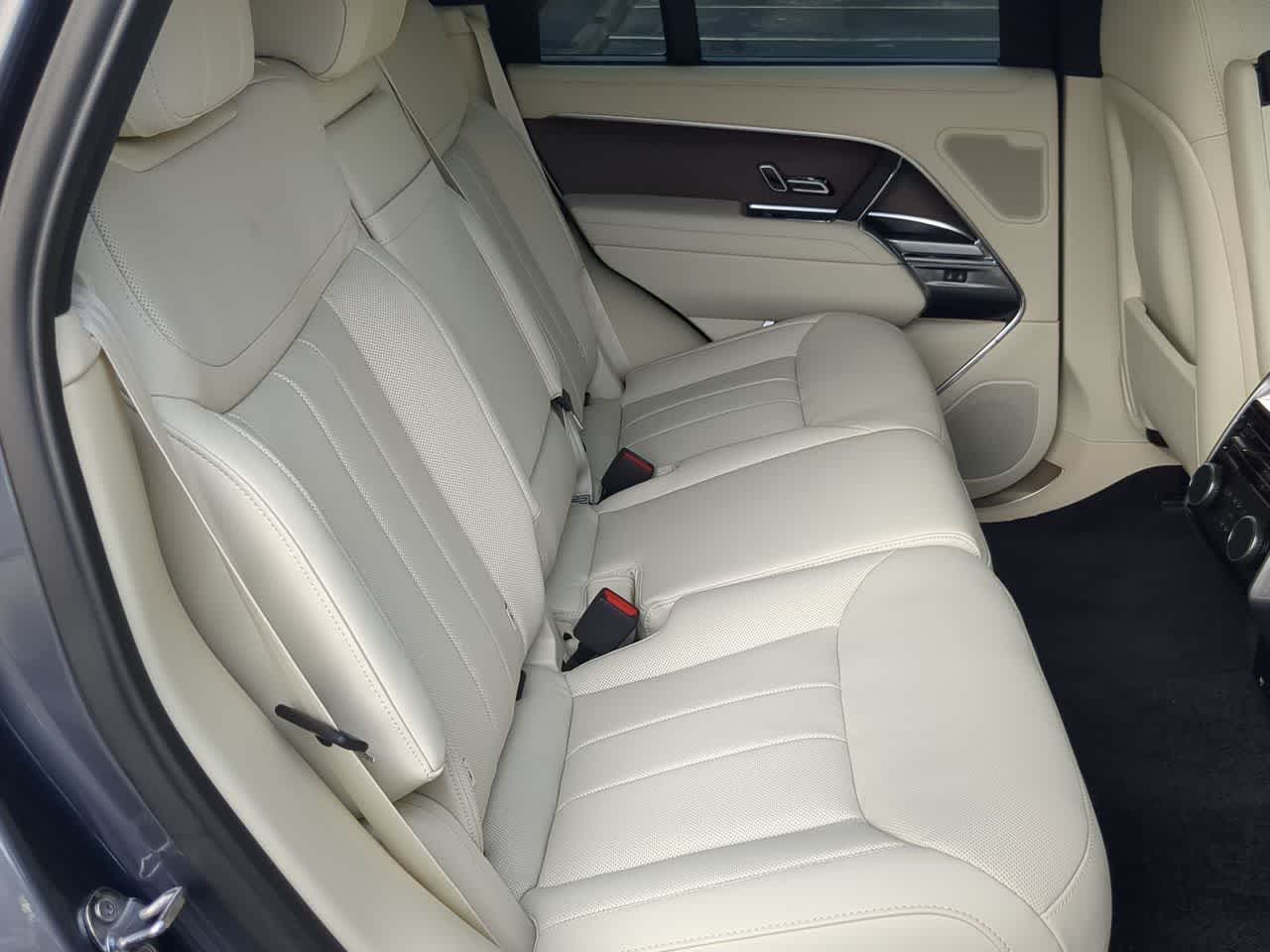 Thumbnail: 2026 Land Rover Range Rover - 21