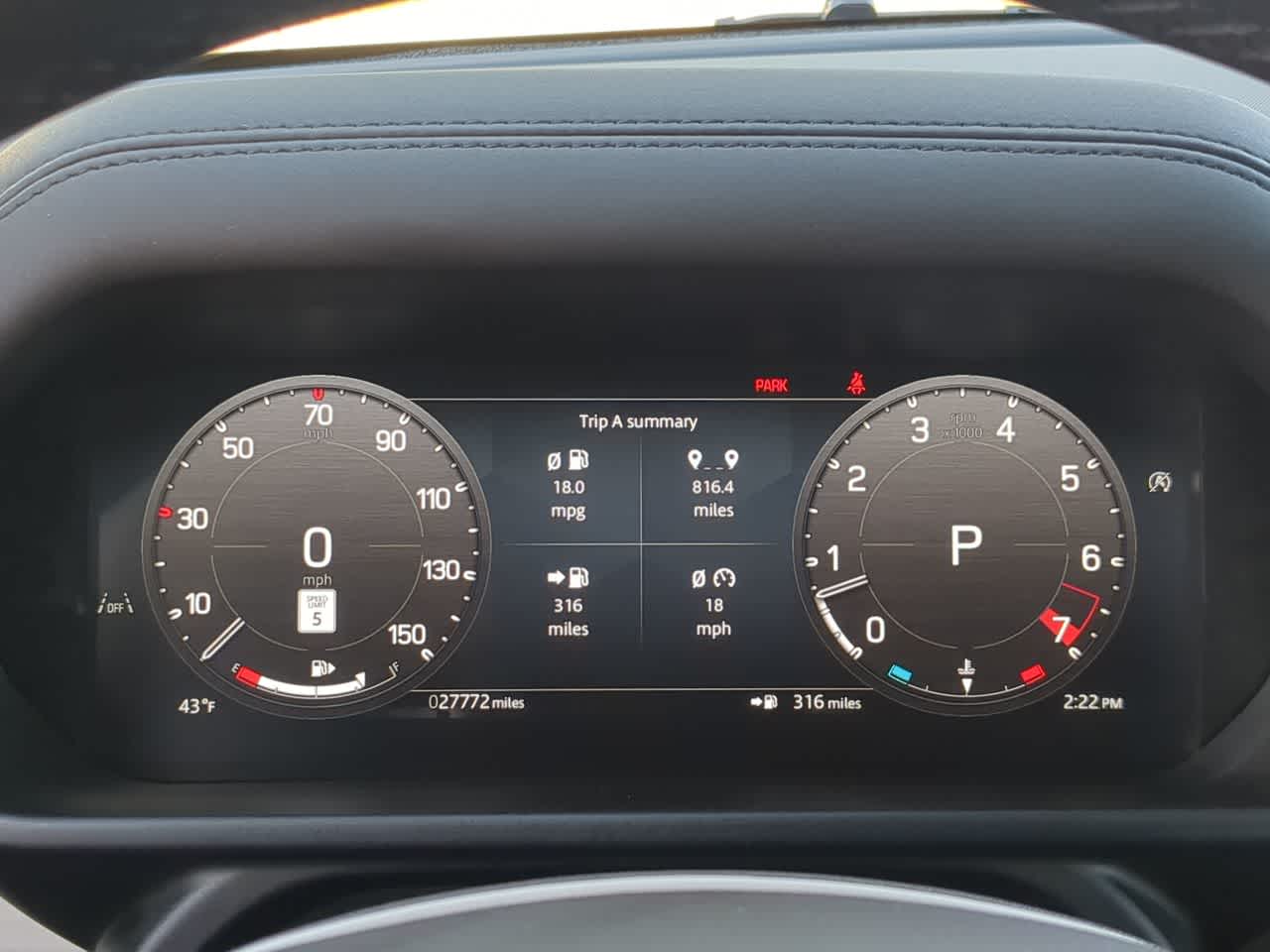 Thumbnail: 2025 Land Rover Defender - 35