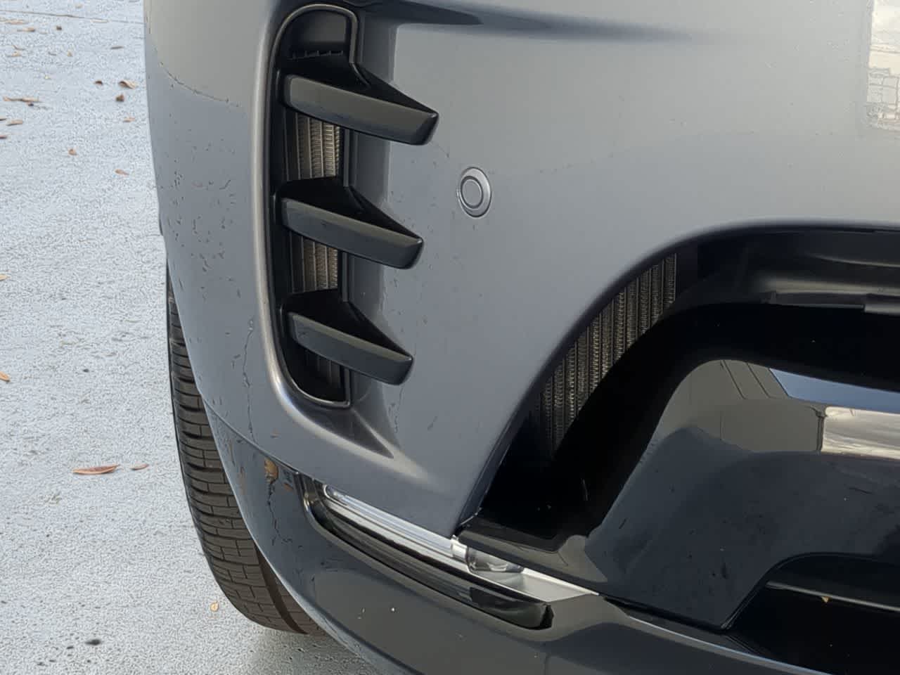 Thumbnail: 2025 Land Rover Discovery - 11