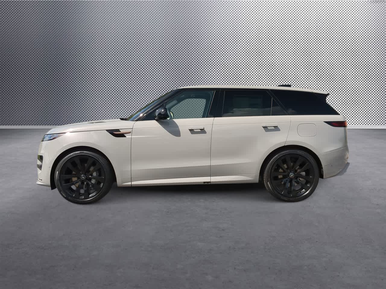 Thumbnail: 2025 Land Rover Range Rover Sport - 5