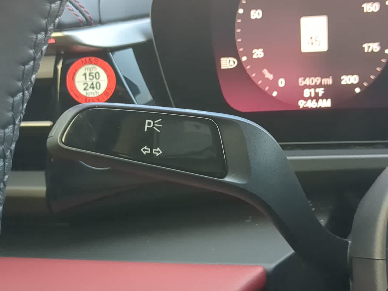 Thumbnail: 2025 Porsche Macan - 28