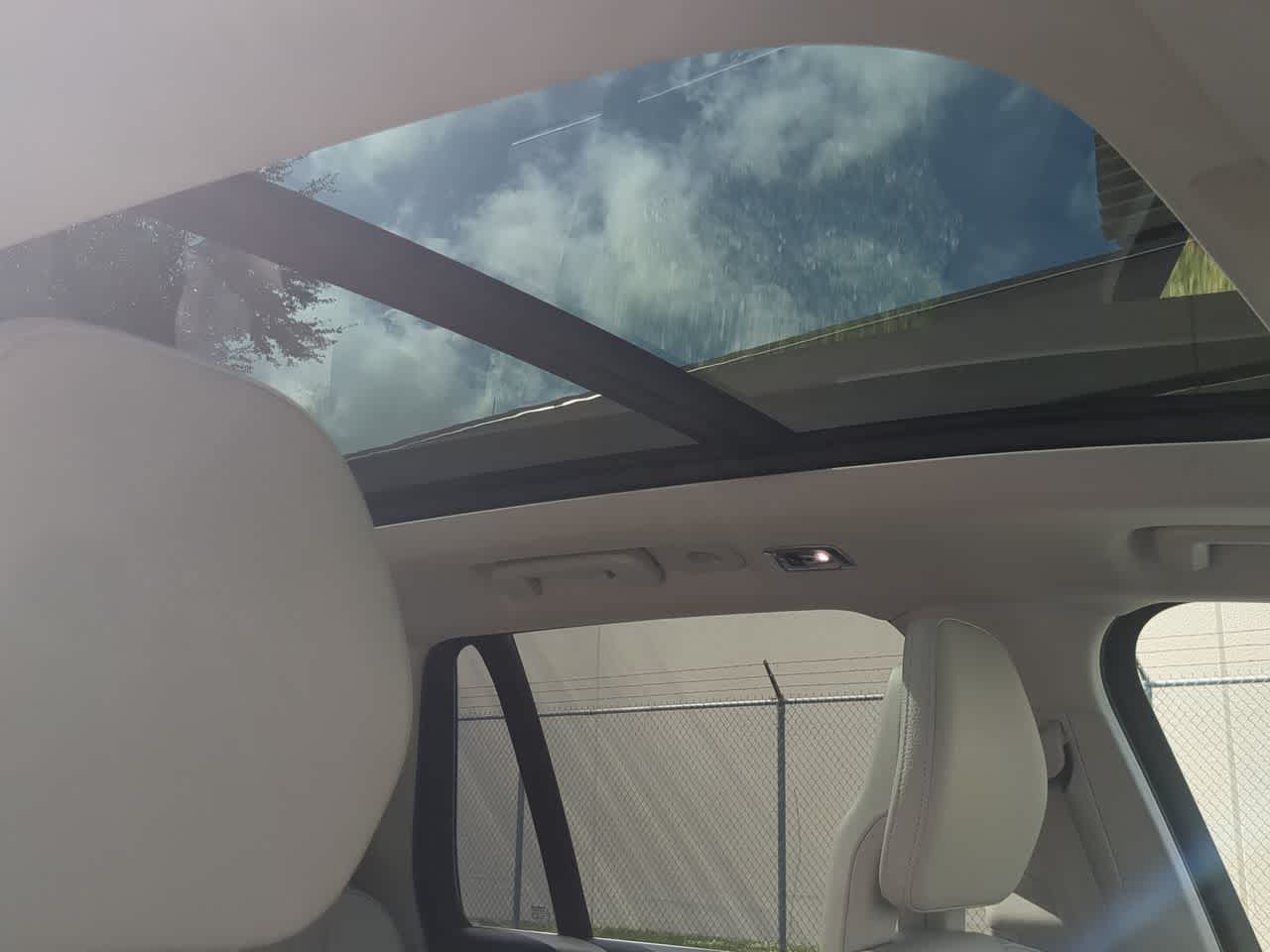 Thumbnail: 2020 Volvo XC90 - 20