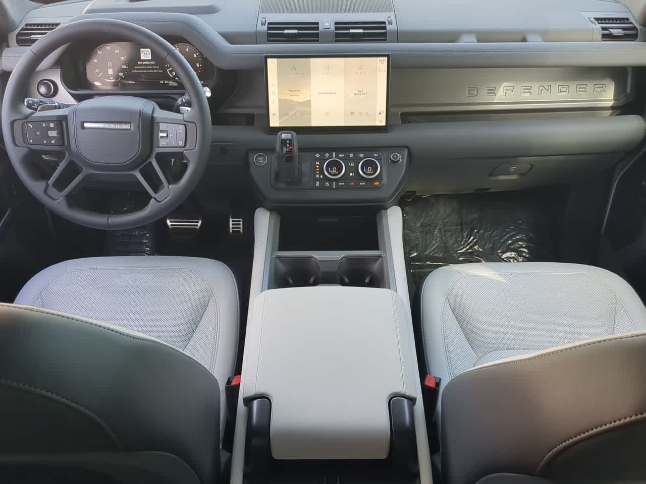 Thumbnail: 2025 Land Rover Defender - 16