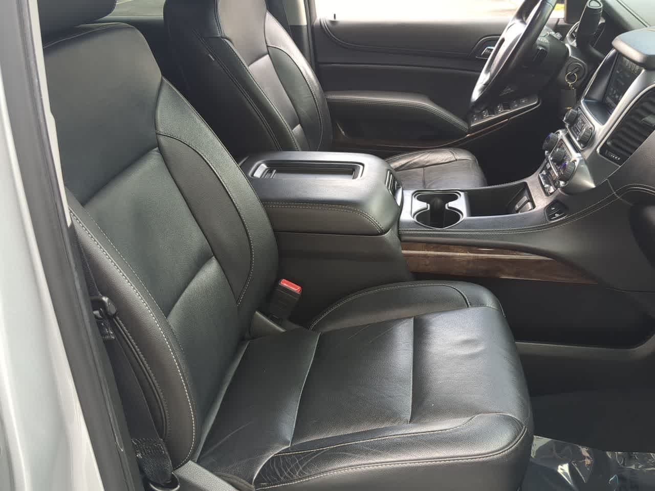 Thumbnail: 2019 Chevrolet Suburban - 21