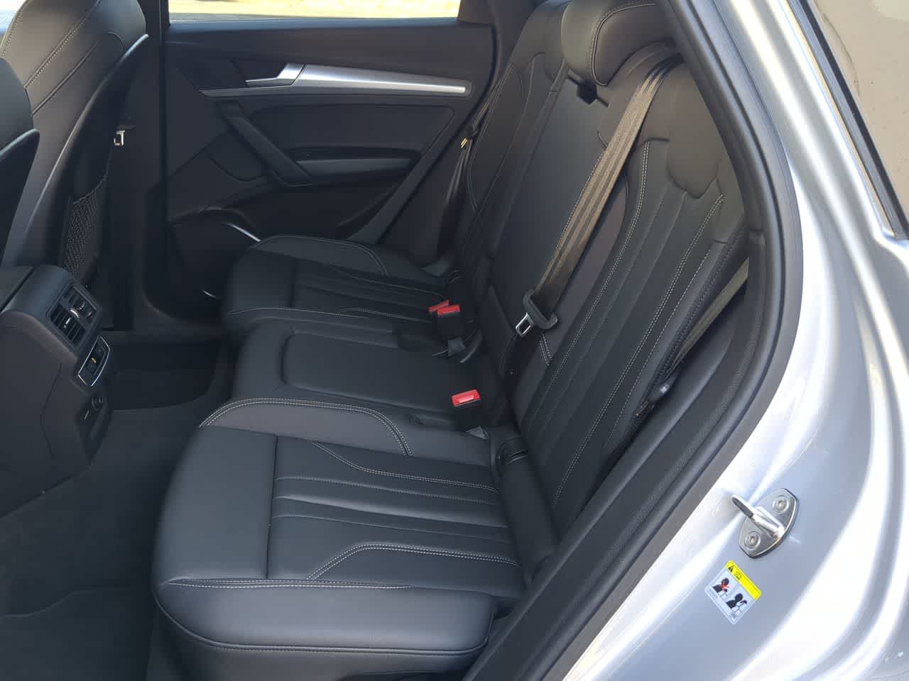 Thumbnail: 2025 Audi Q5 - 20