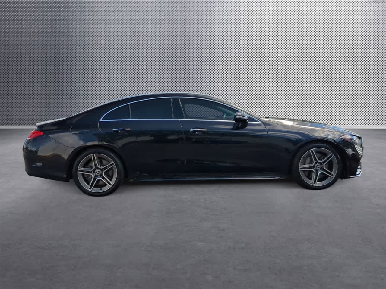 Thumbnail: 2019 Mercedes-Benz CLS - 9