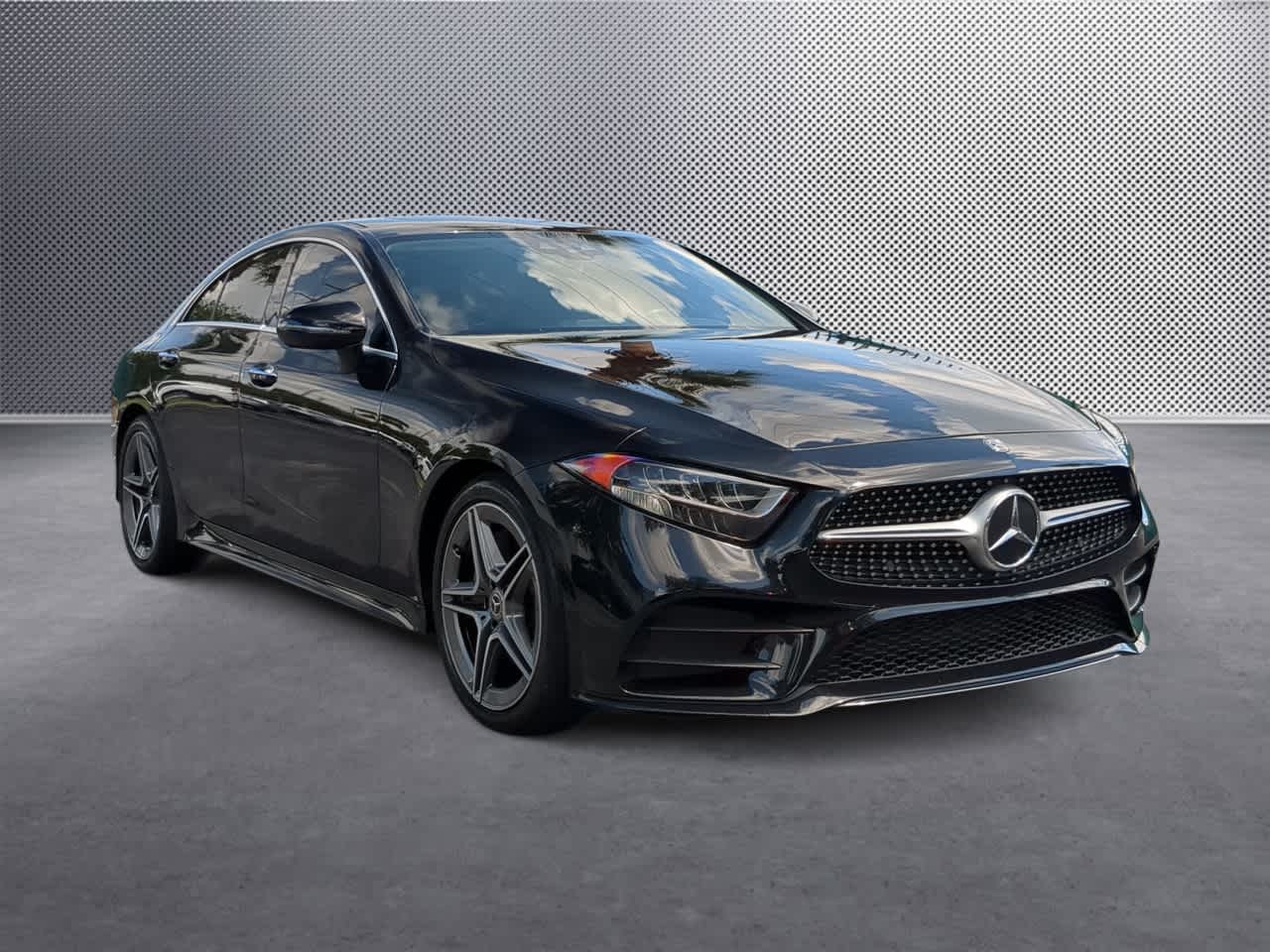 Thumbnail: 2019 Mercedes-Benz CLS - 2