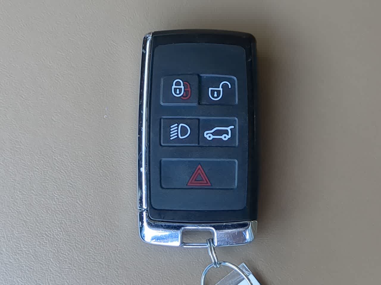 Thumbnail: 2023 Land Rover Range Rover - 36