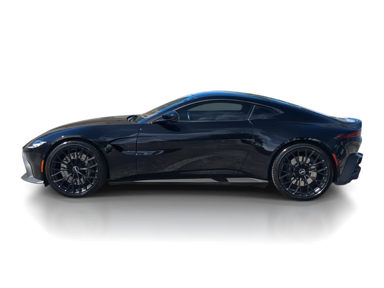 Thumbnail: 2020 Aston Martin Vantage - 5