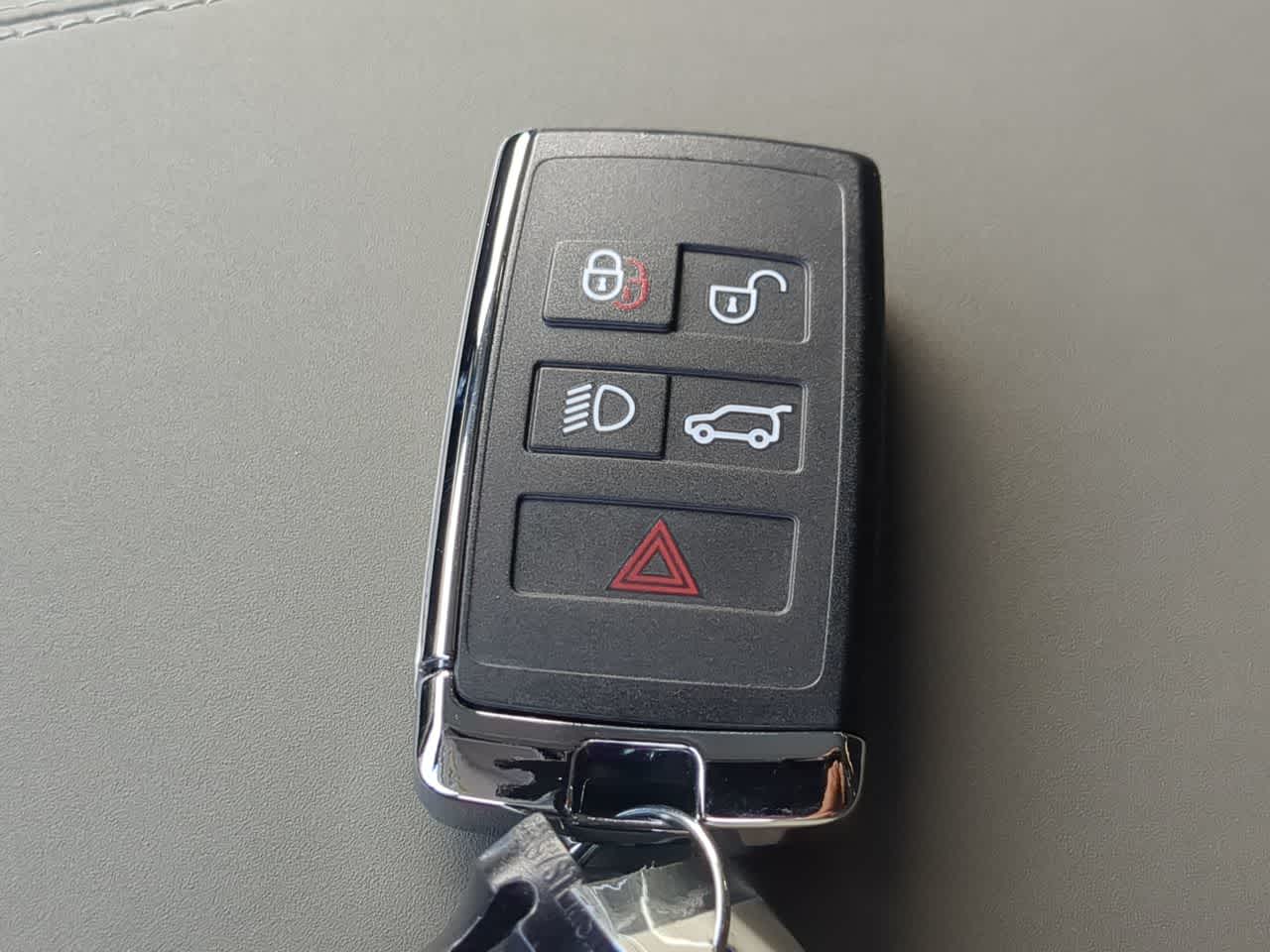 Thumbnail: 2026 Land Rover Defender - 37