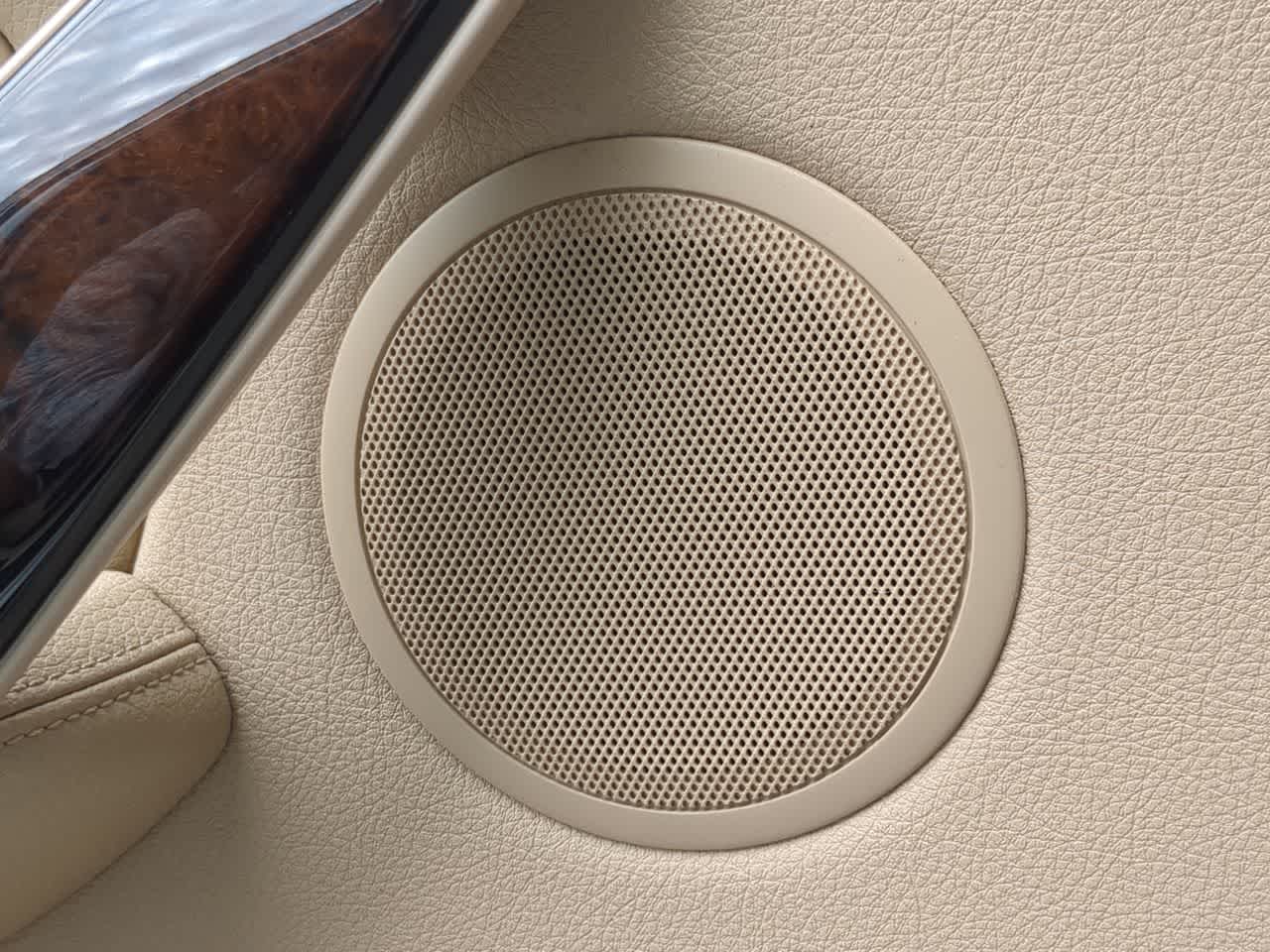 Thumbnail: 2015 BMW 3 Series - 32