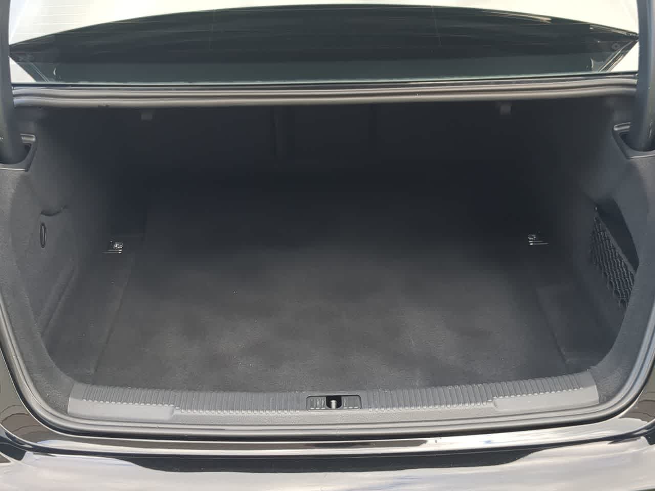 Thumbnail: 2018 Audi A6 - 35