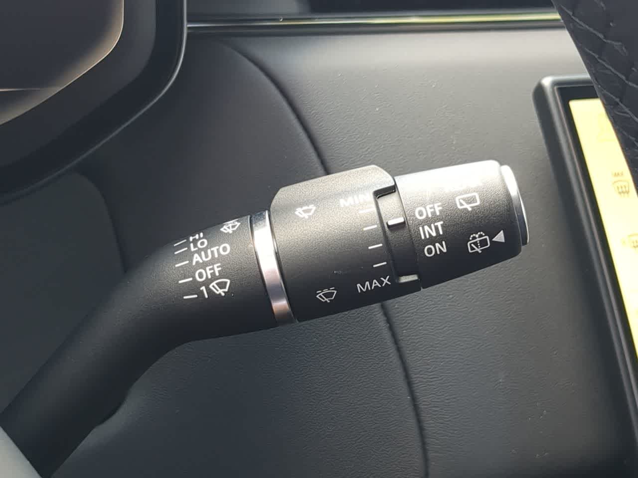 Thumbnail: 2026 Land Rover Range Rover Sport - 27