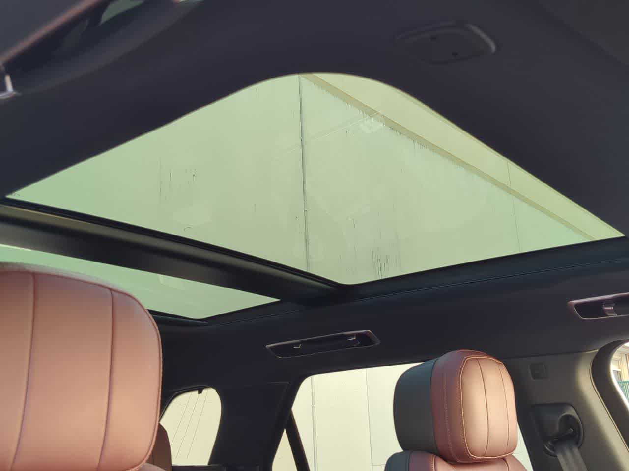 Thumbnail: 2025 Land Rover Range Rover Sport - 20