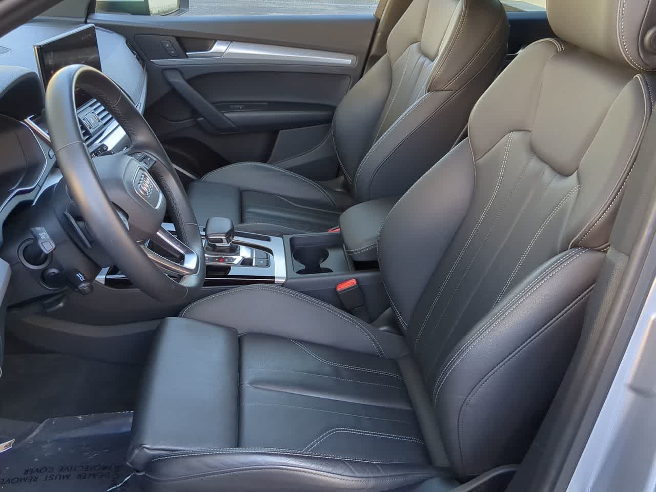 Thumbnail: 2025 Audi Q5 - 16