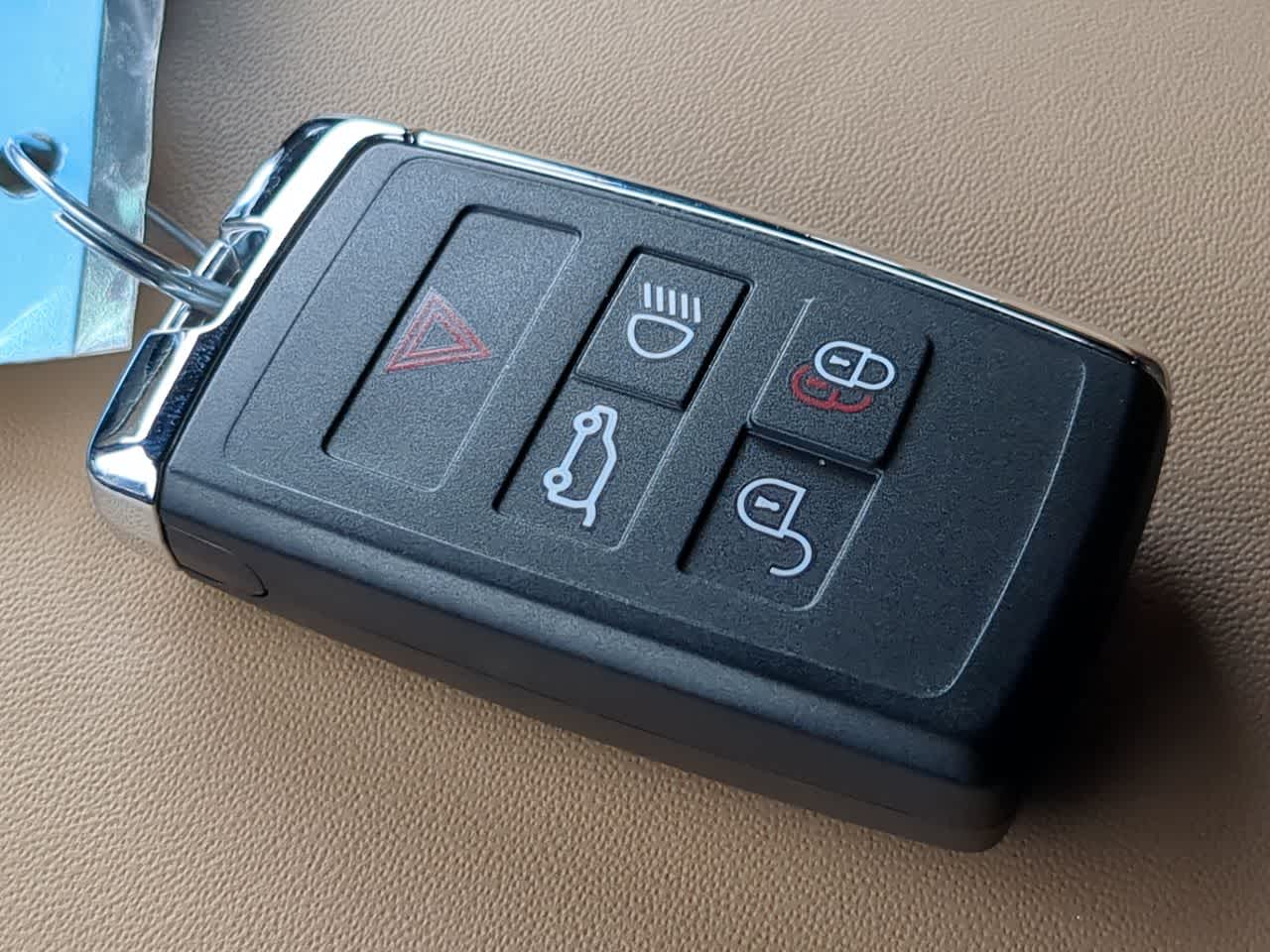 Thumbnail: 2025 Land Rover Defender - 38