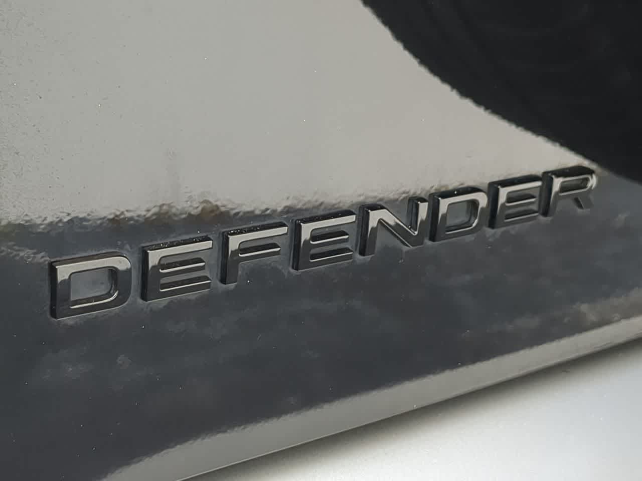 Thumbnail: 2025 Land Rover Defender - 13