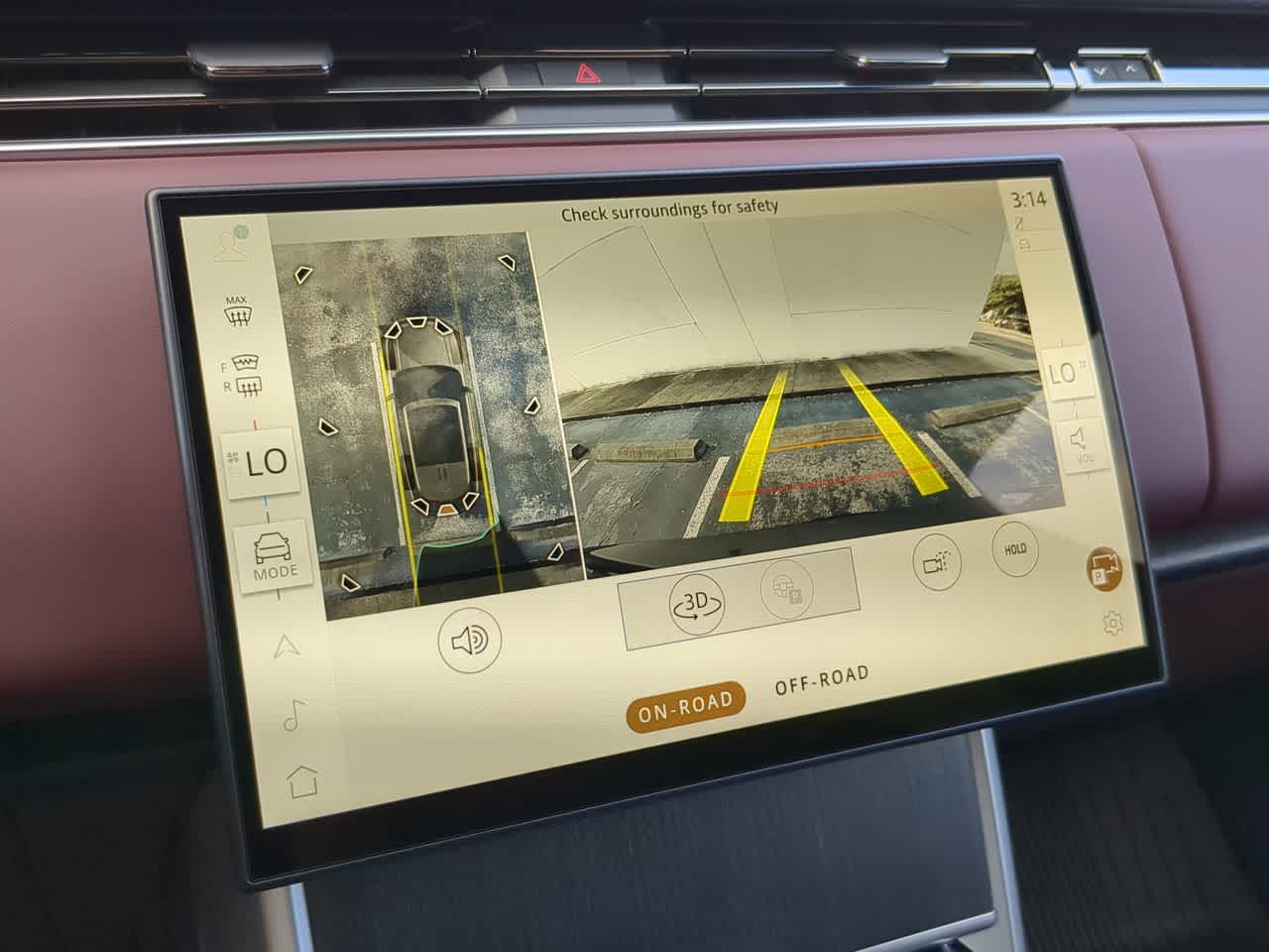 Thumbnail: 2025 Land Rover Range Rover - 31