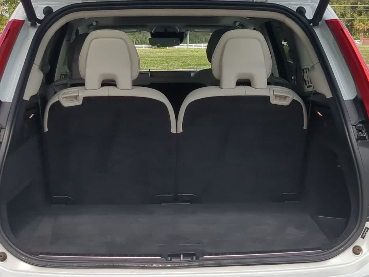 Thumbnail: 2020 Volvo XC90 - 36