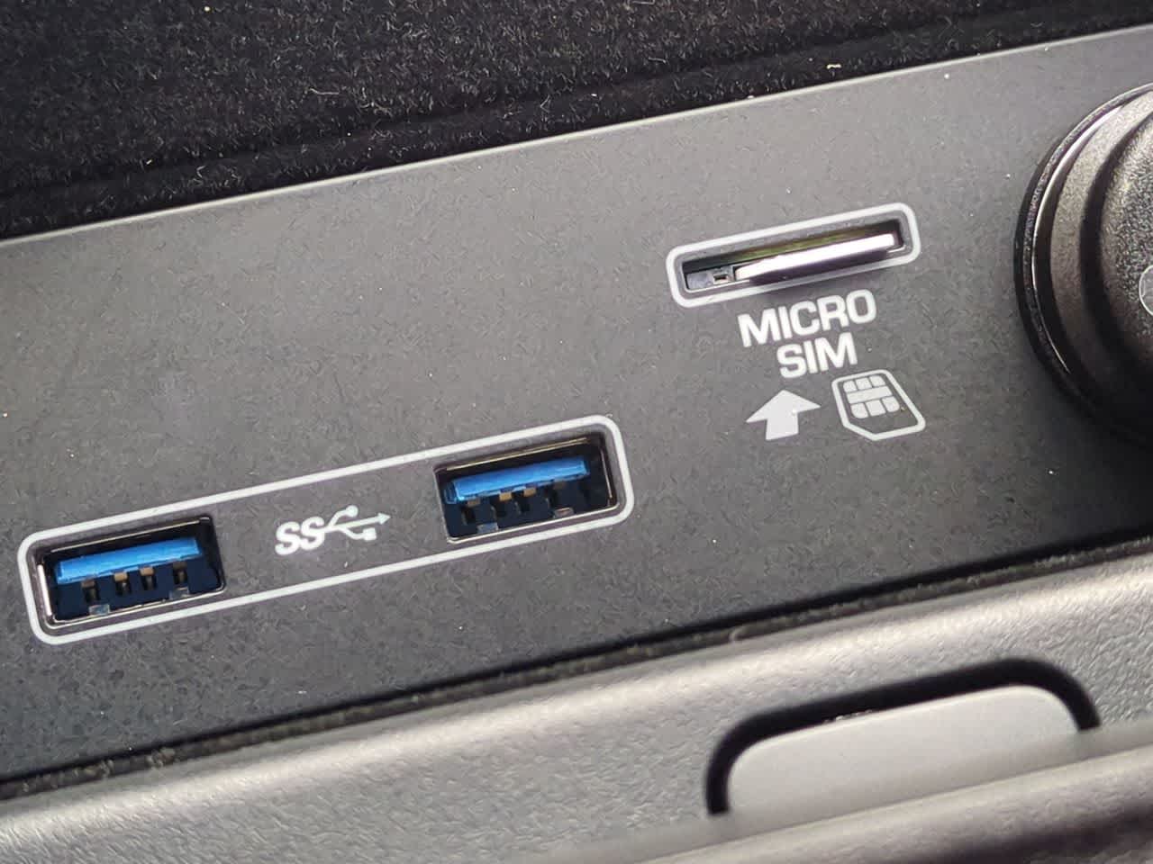 Thumbnail: 2021 Land Rover Range Rover - 33