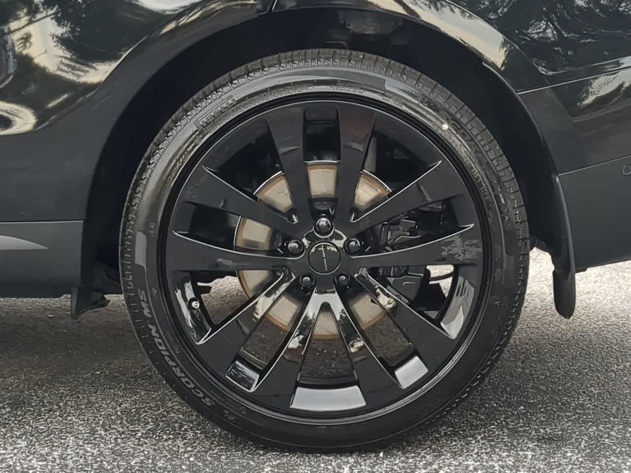 Thumbnail: 2026 Land Rover Range Rover Sport - 13