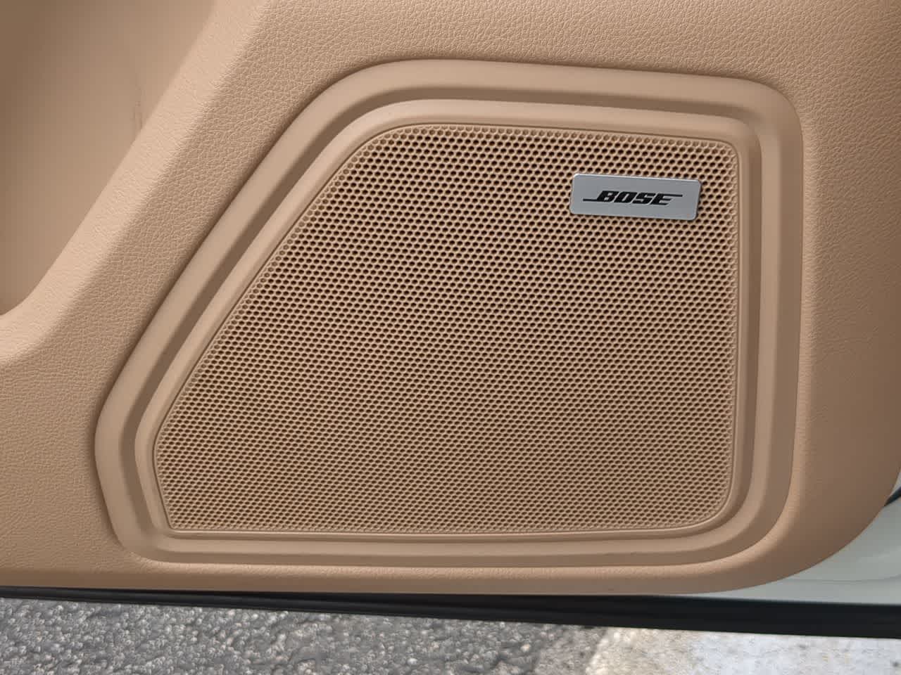 Thumbnail: 2021 Porsche Macan - 32