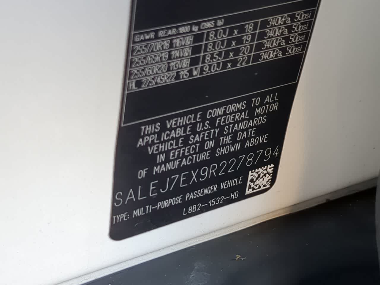 Thumbnail: 2024 Land Rover Defender - 38