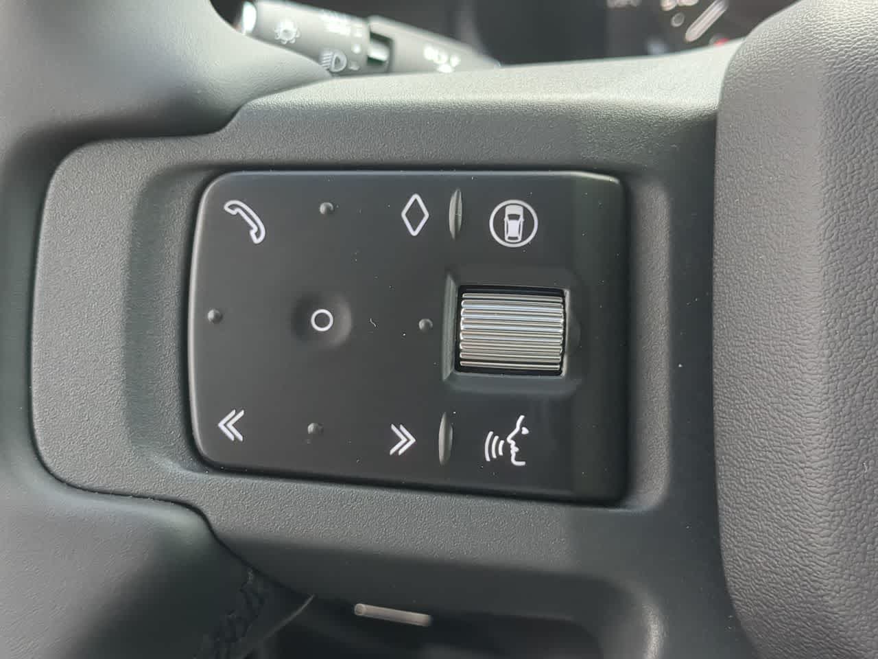 Thumbnail: 2025 Land Rover Defender - 26