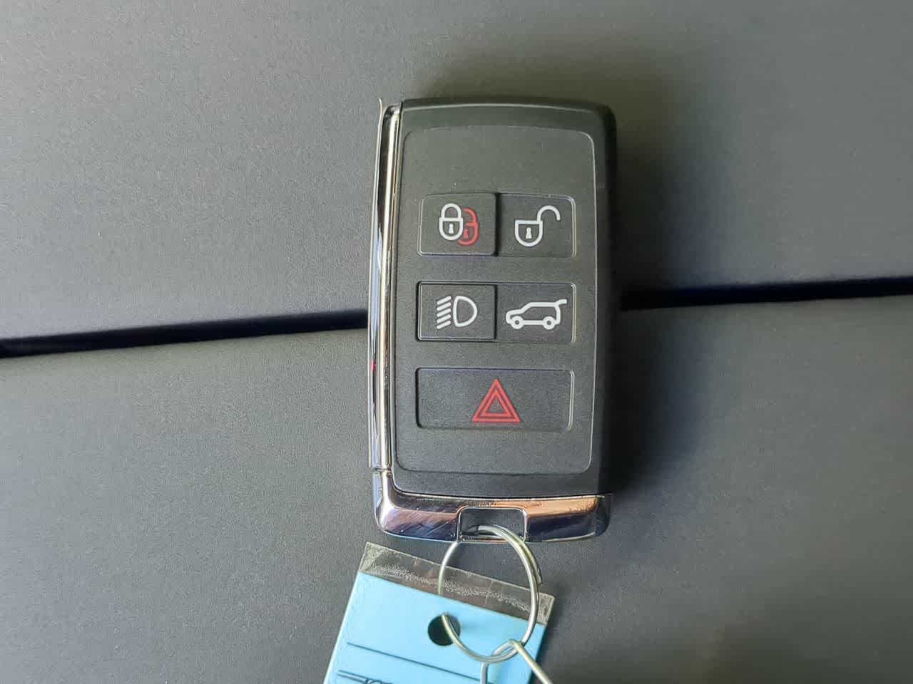 Thumbnail: 2026 Land Rover Range Rover Velar - 38