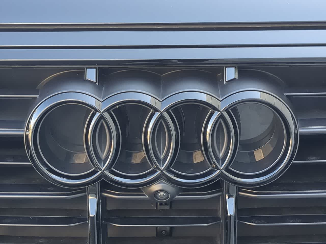 Thumbnail: 2023 Audi Q7 - 11