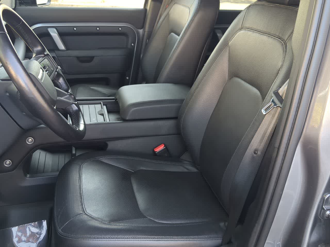 Thumbnail: 2024 Land Rover Defender - 14