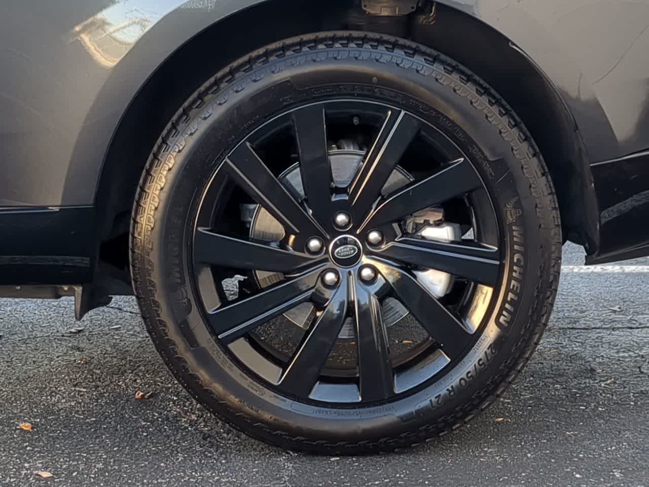 Thumbnail: 2023 Land Rover Range Rover - 13