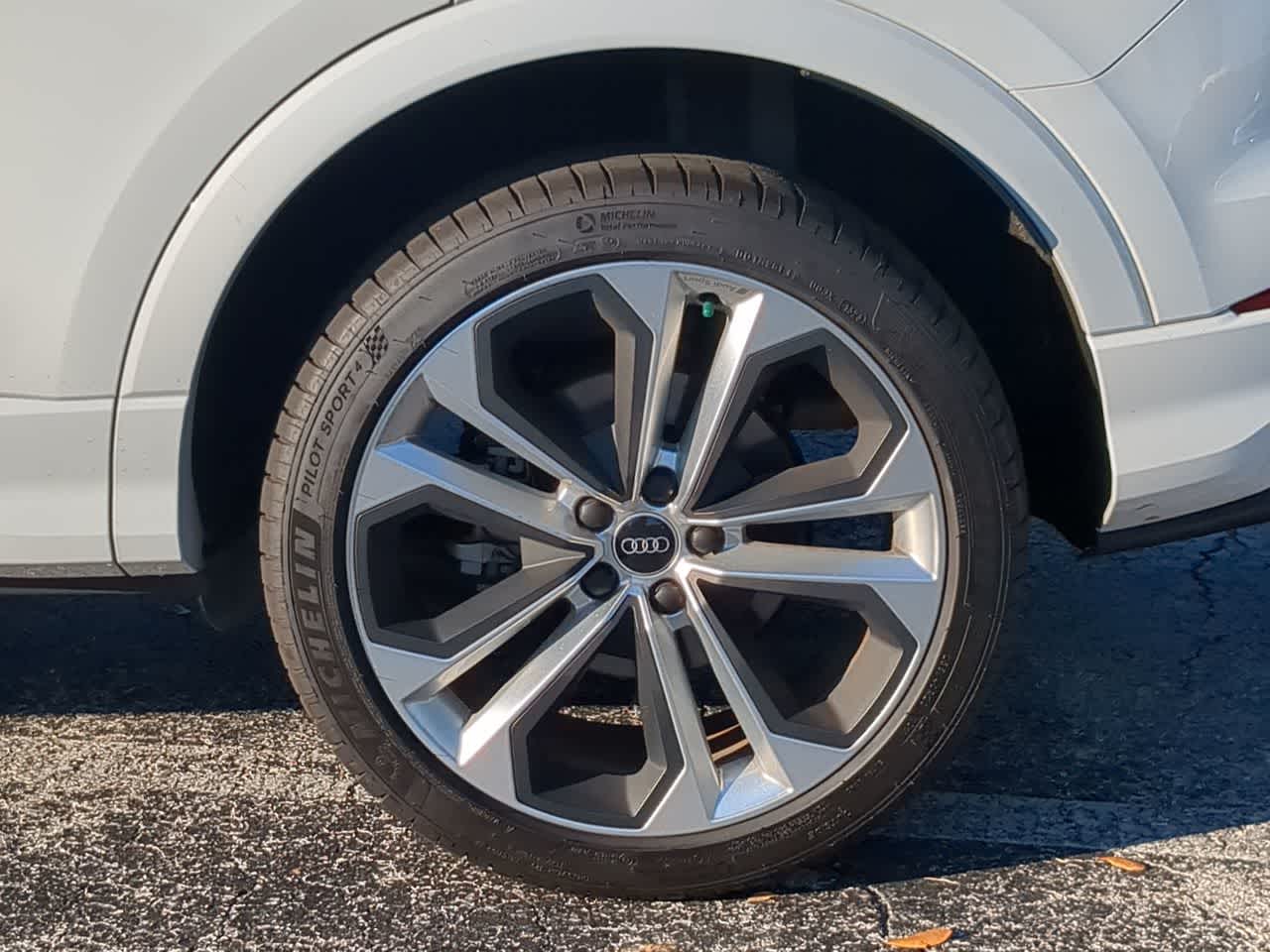 Thumbnail: 2022 Audi Q3 - 13