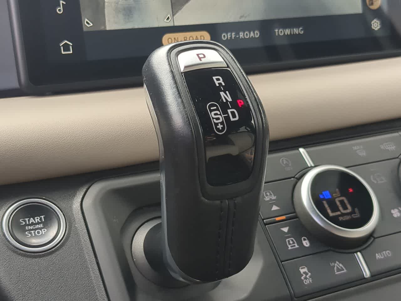 Thumbnail: 2022 Land Rover Defender - 33