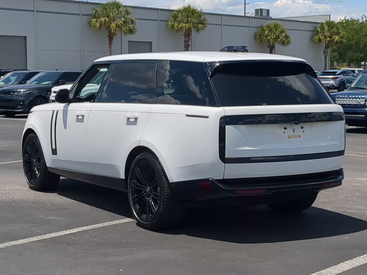 Thumbnail: 2024 Land Rover Range Rover - 11