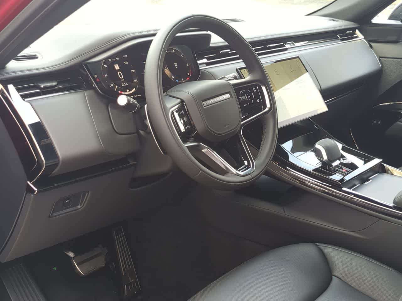 Thumbnail: 2026 Land Rover Range Rover Sport - 10