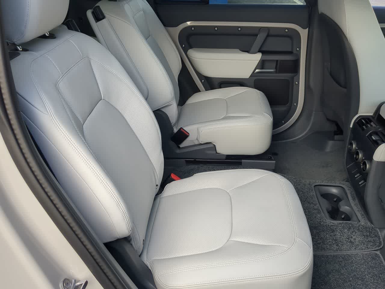 Thumbnail: 2026 Land Rover Defender - 21