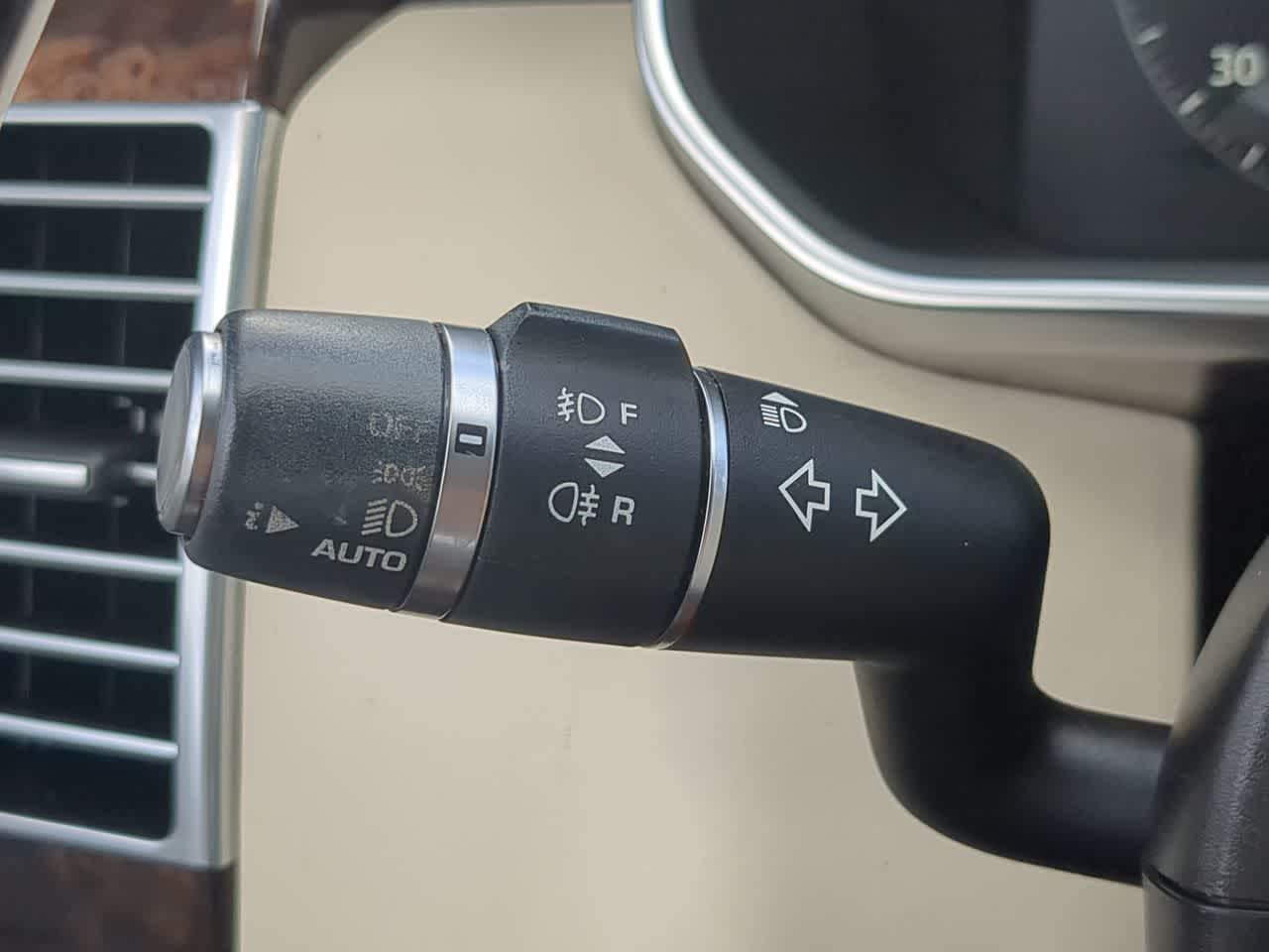 Thumbnail: 2017 Land Rover Range Rover - 27