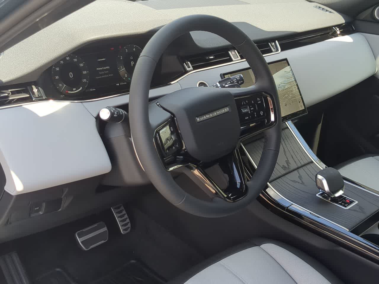 Thumbnail: 2026 Land Rover Range Rover Evoque - 10