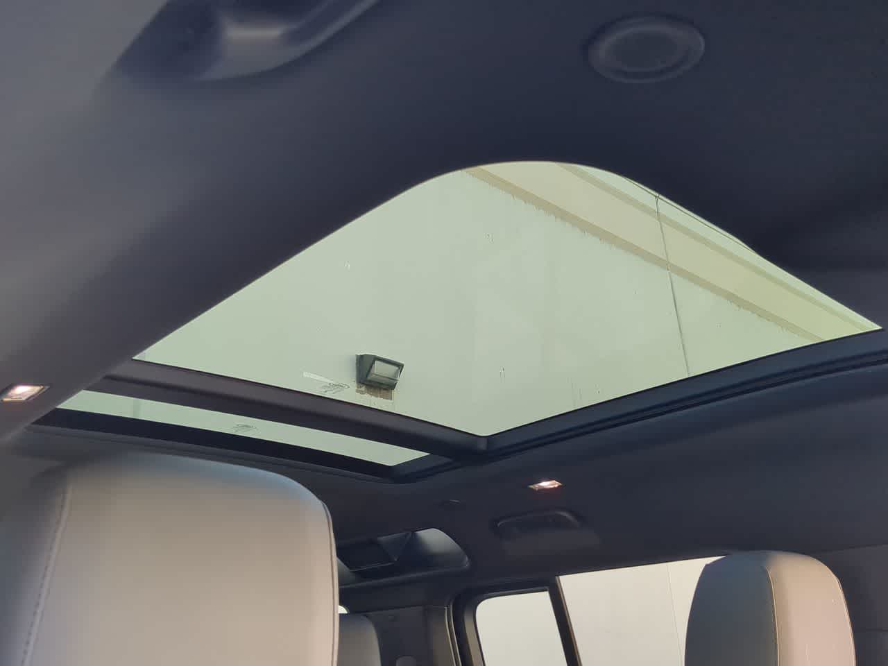 Thumbnail: 2025 Land Rover Defender - 19