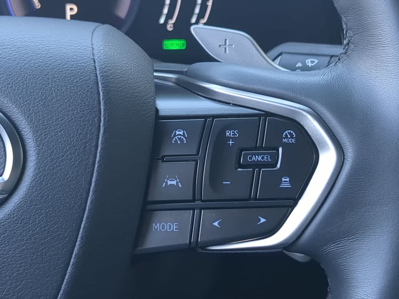 Thumbnail: 2024 Lexus RX - 27