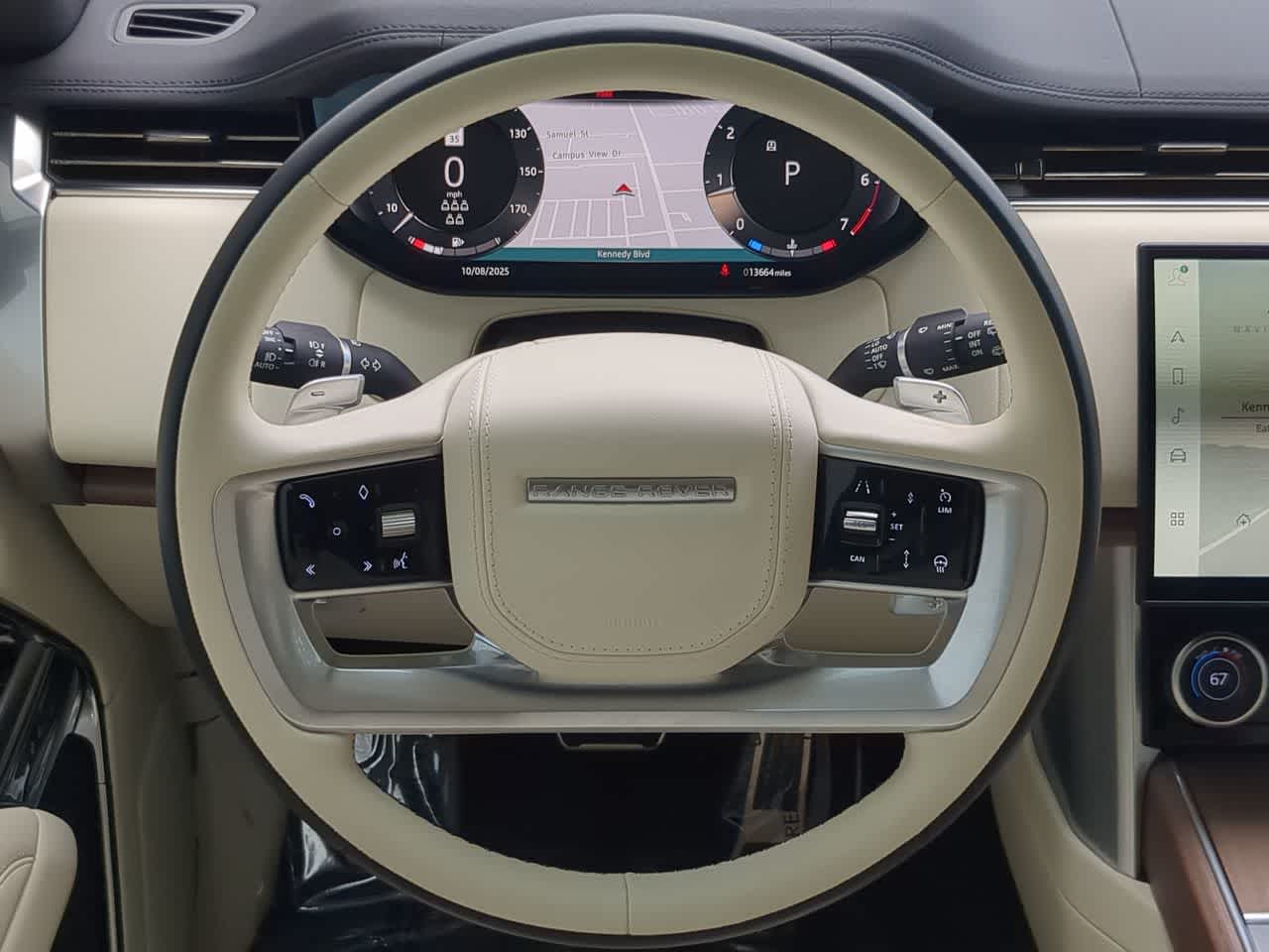 Thumbnail: 2023 Land Rover Range Rover - 25