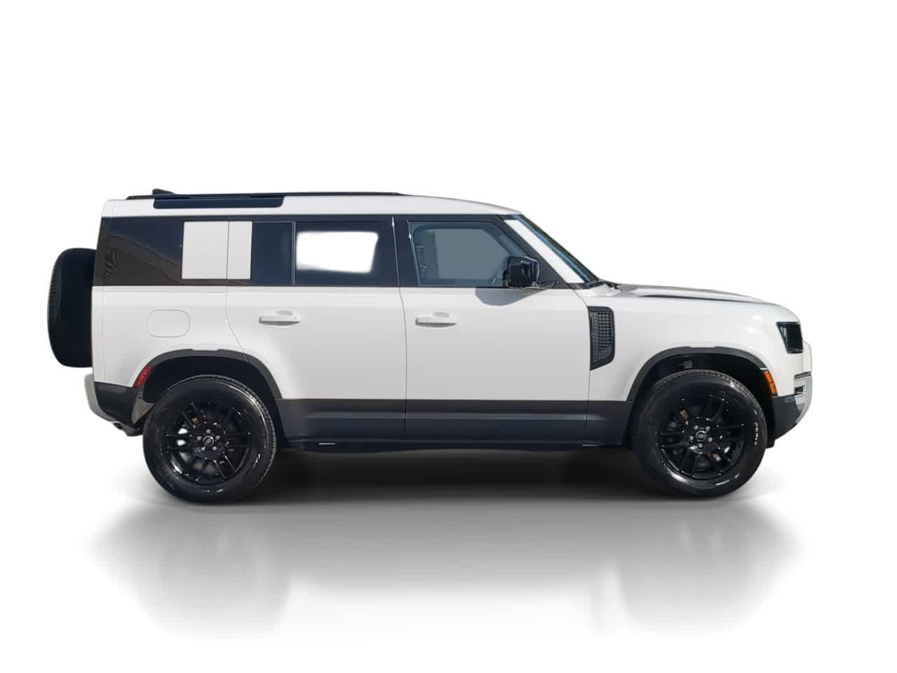 Thumbnail: 2025 Land Rover Defender - 9