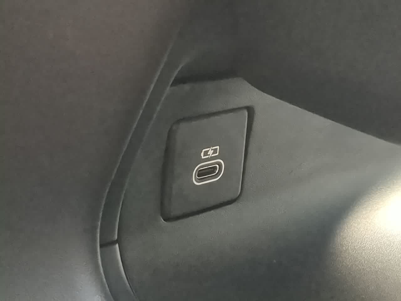 Thumbnail: 2024 Land Rover Range Rover Sport - 34